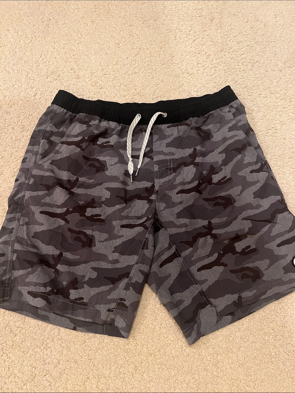 Vuori Men's Black & Gray Camo Hybrid Shorts